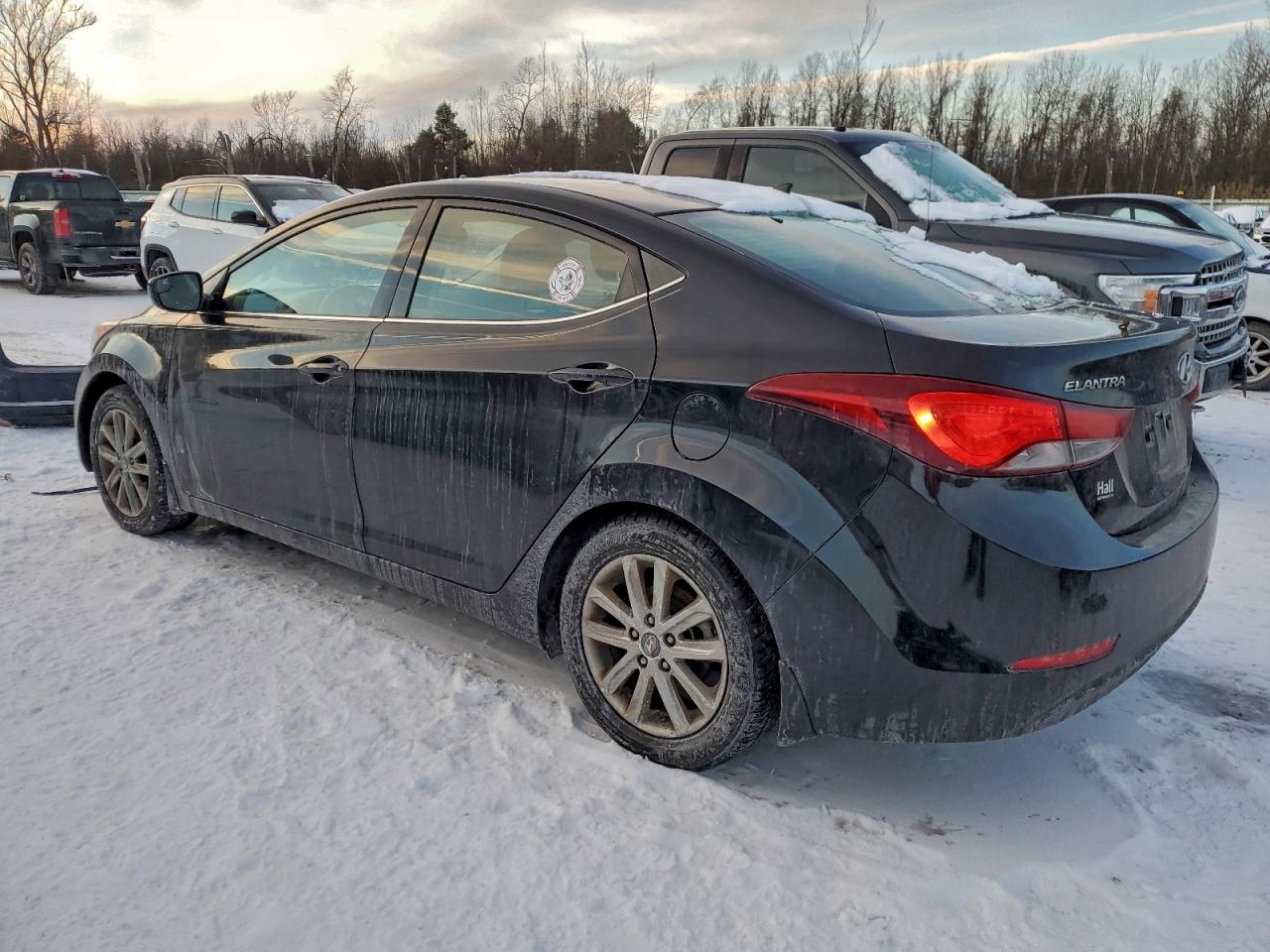 Lot #3318879914 2015 HYUNDAI ELANTRA SE