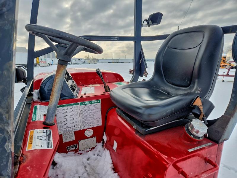 2013 MNXU FORKLIFT #3317800140