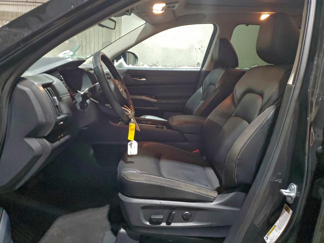 NISSAN PATHFINDER SL