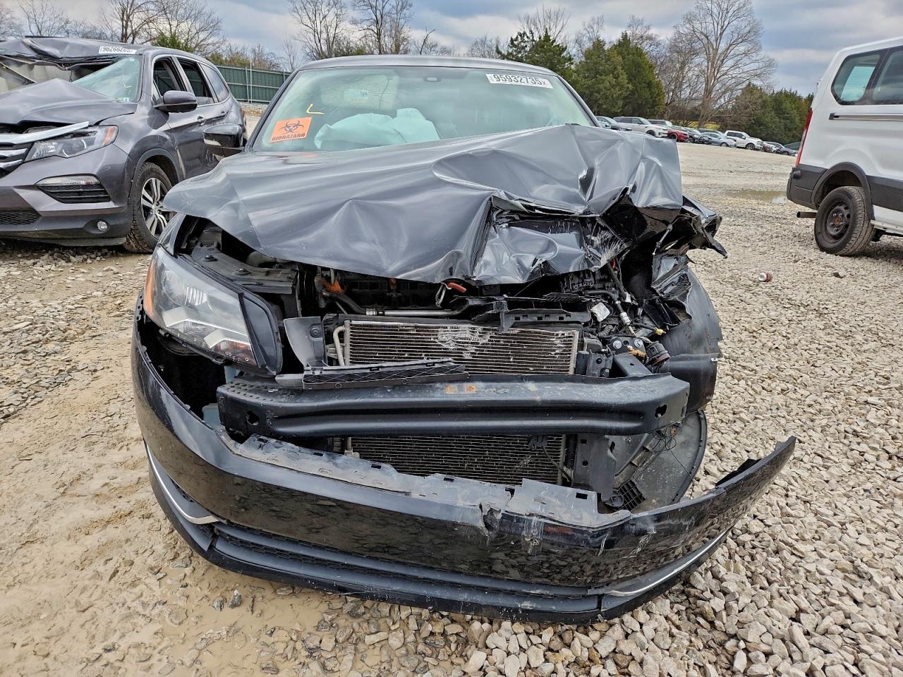 Lot #3311690309 2013 VOLKSWAGEN PASSAT SE