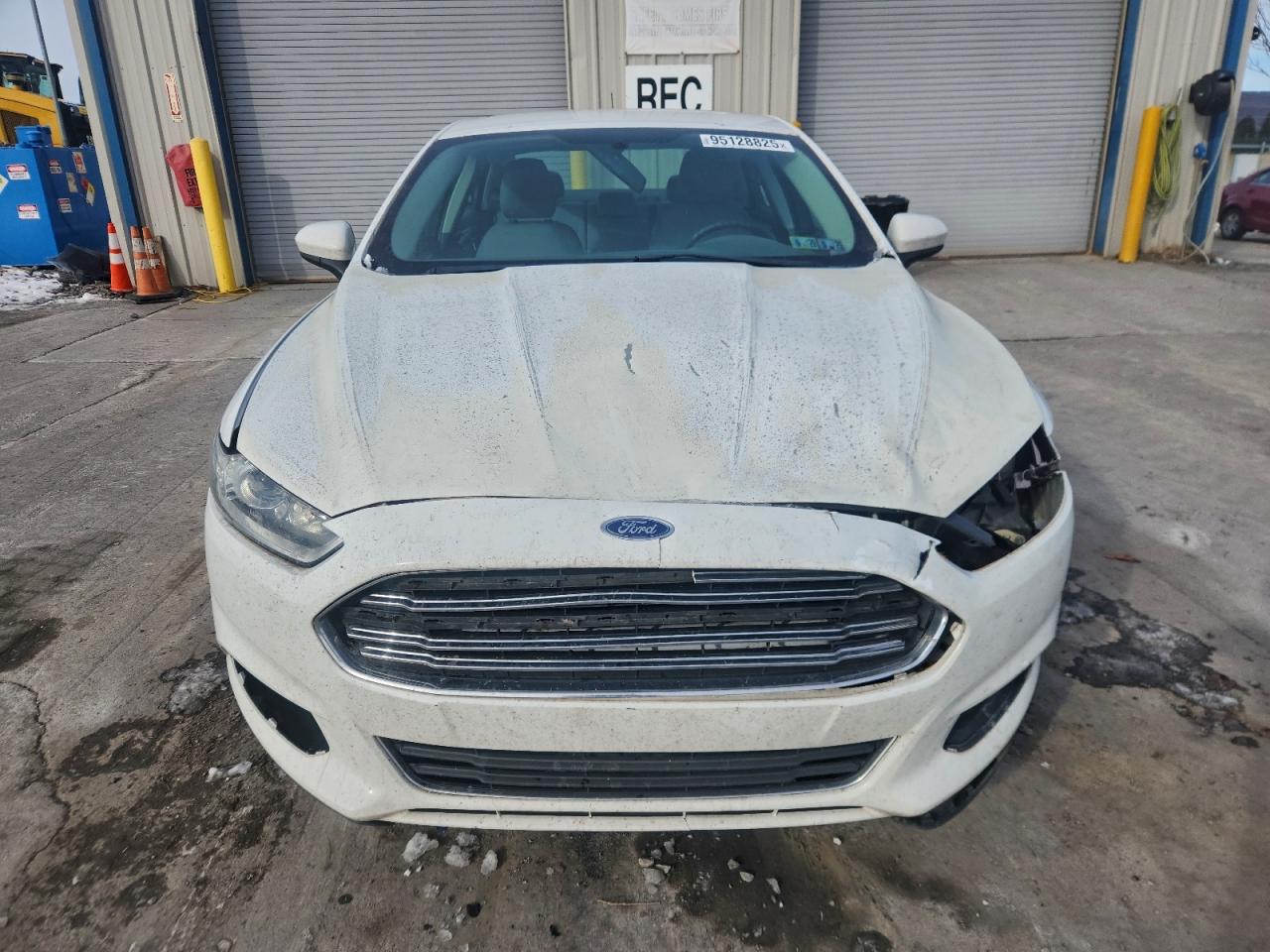 Lot #3308459324 2014 FORD FUSION S
