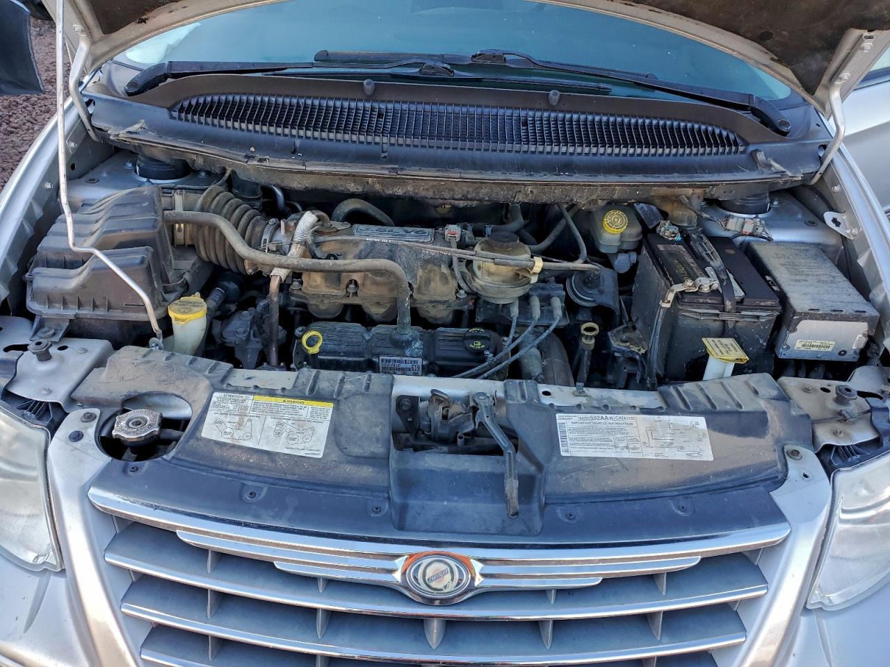 Lot #3310611285 2006 CHRYSLER TOWN & COU