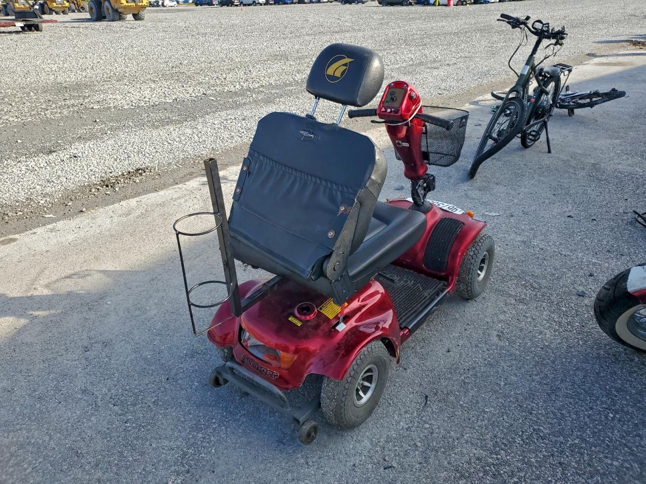 Lot #3311469310 2000 OTHR SCOOTER