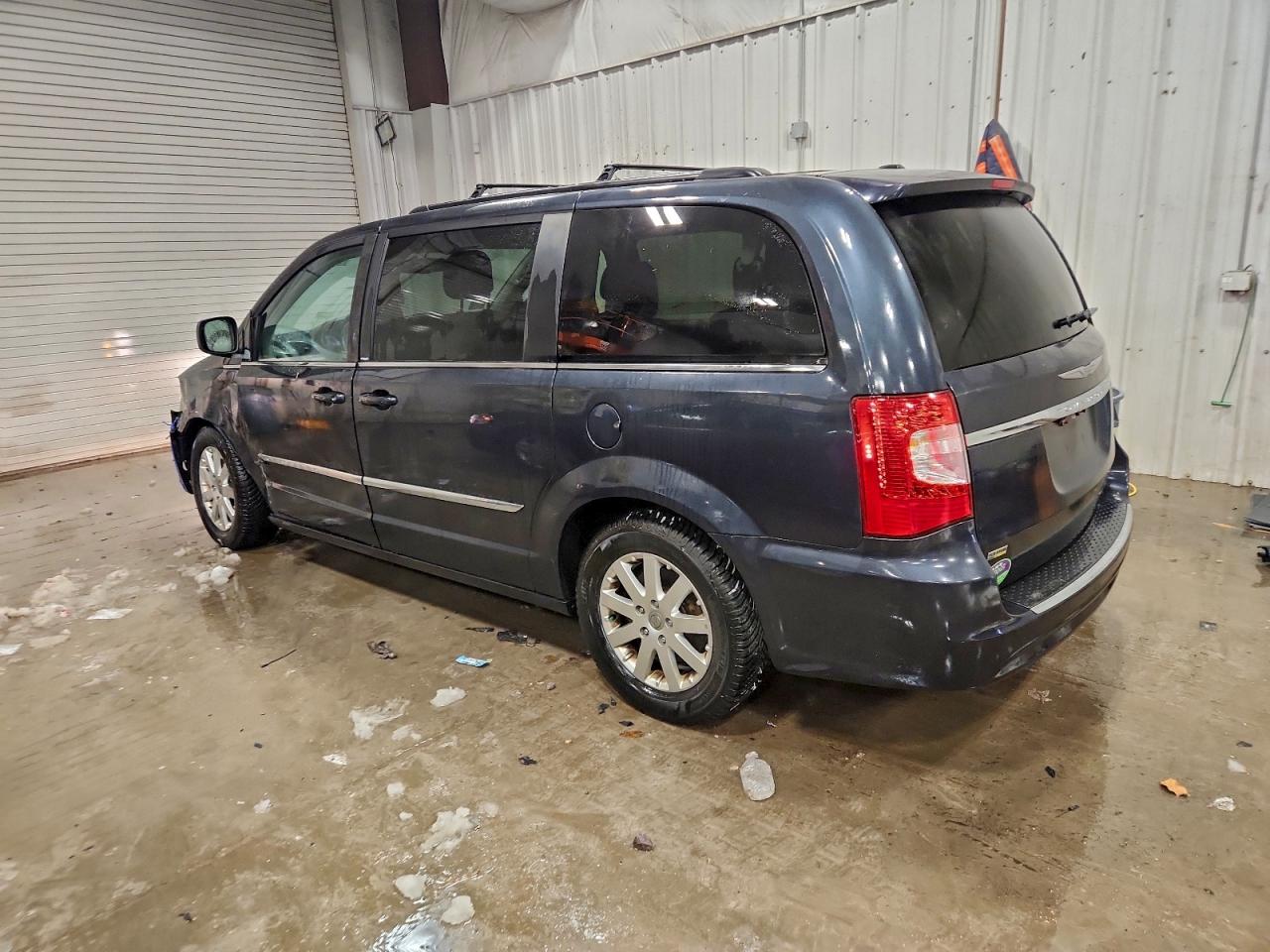 CHRYSLER TOWN & COUNTRY TOURING