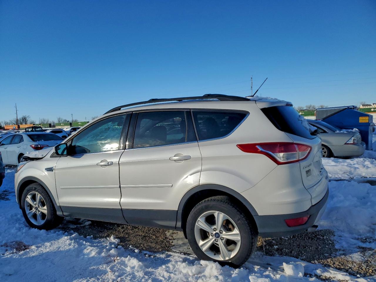 FORD ESCAPE SE