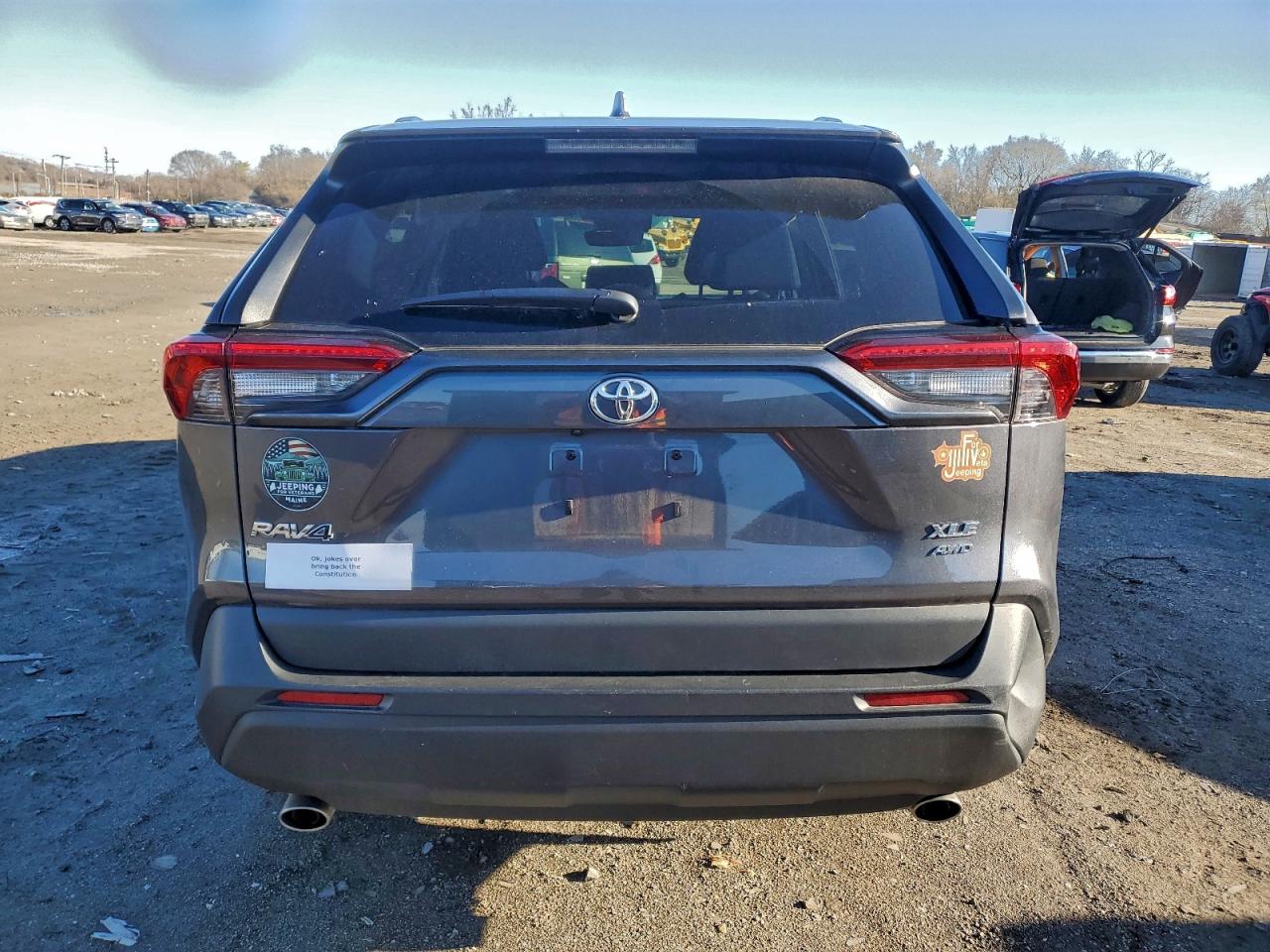 TOYOTA RAV4 XLE