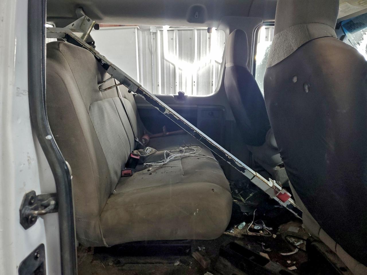 FORD ECONOLINE E350 SUPER DUTY WAGON