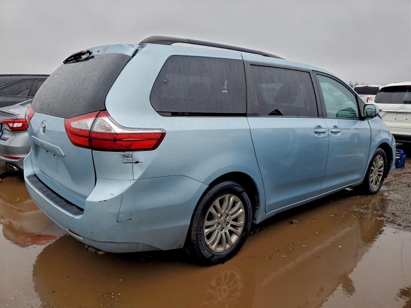 2015 TOYOTA SIENNA XLE #3319044372