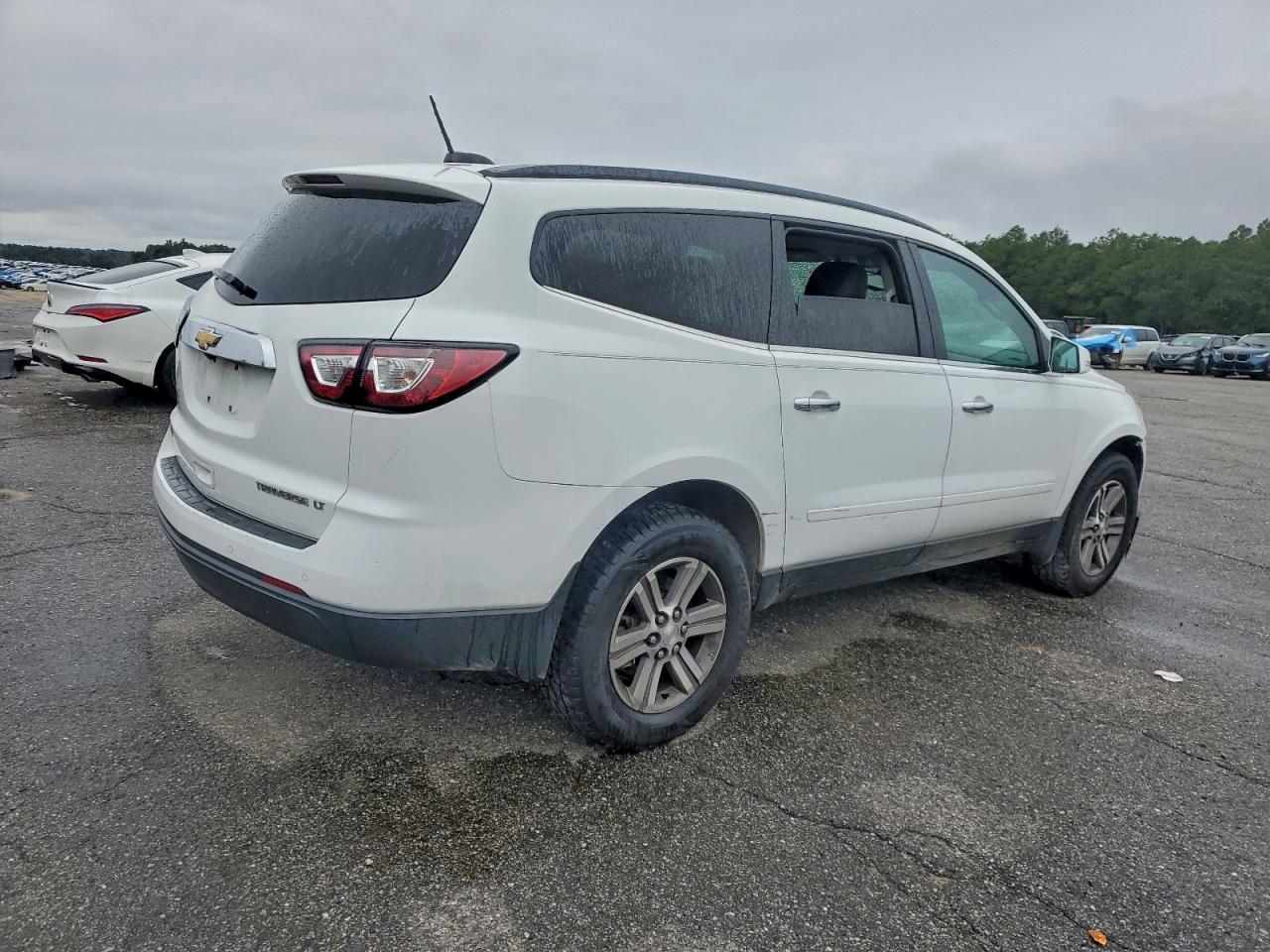 CHEVROLET TRAVERSE LT