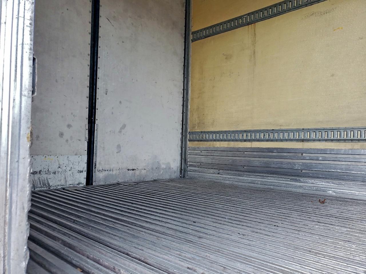 Lot #3308304198 2012 UTILITY VS2RA