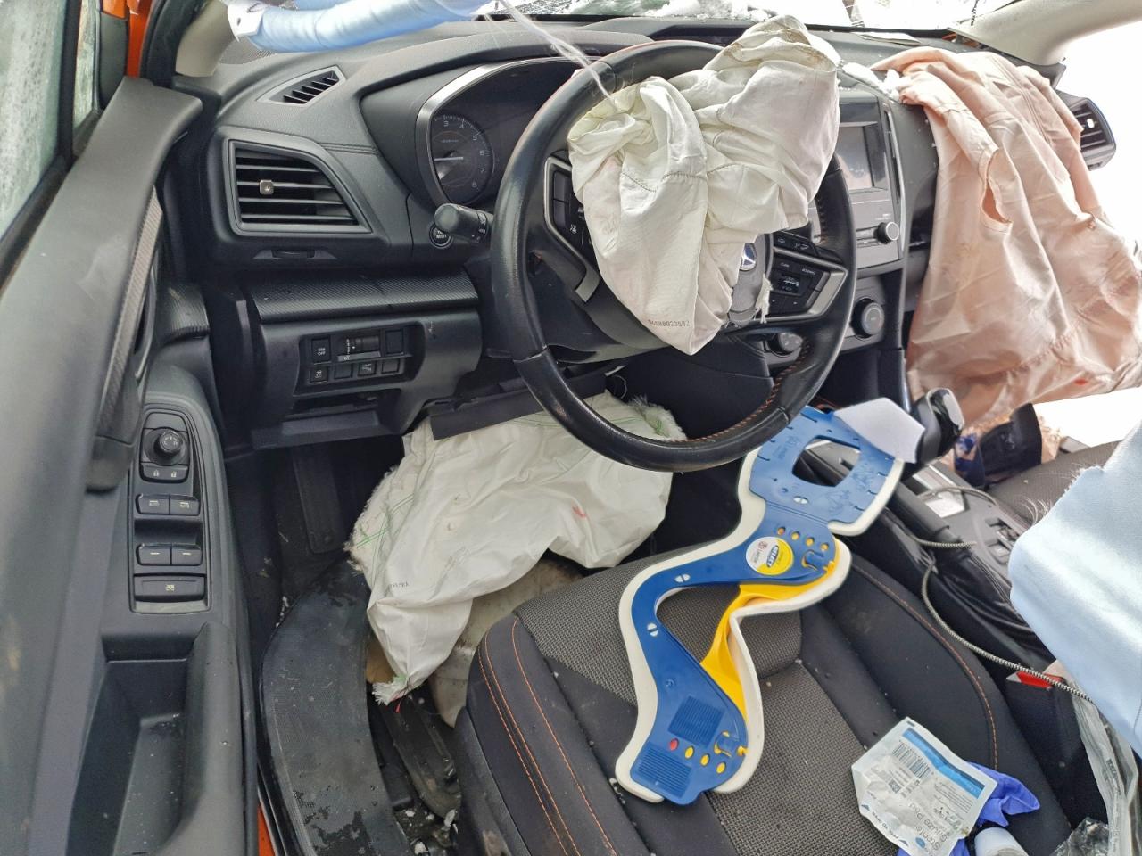 SUBARU CROSSTREK PREMIUM