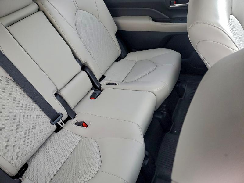 2025 TOYOTA GRAND HIGH #3308219174