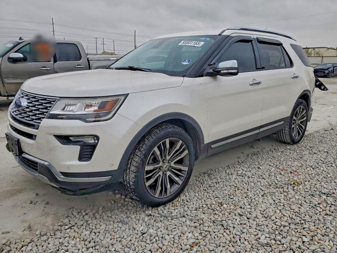 FORD EXPLORER PLATINUM