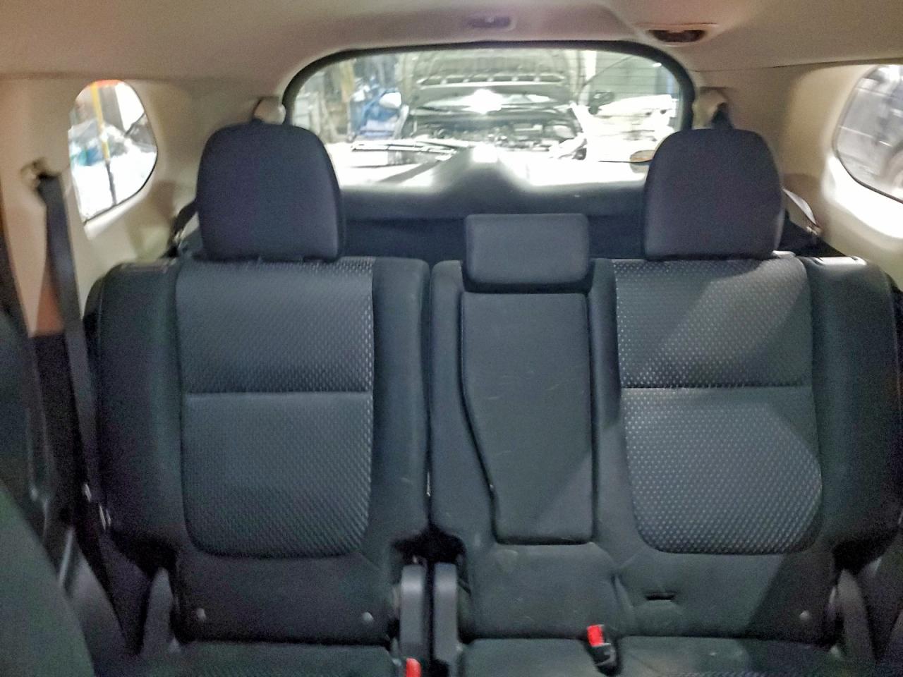 MITSUBISHI OUTLANDER SE