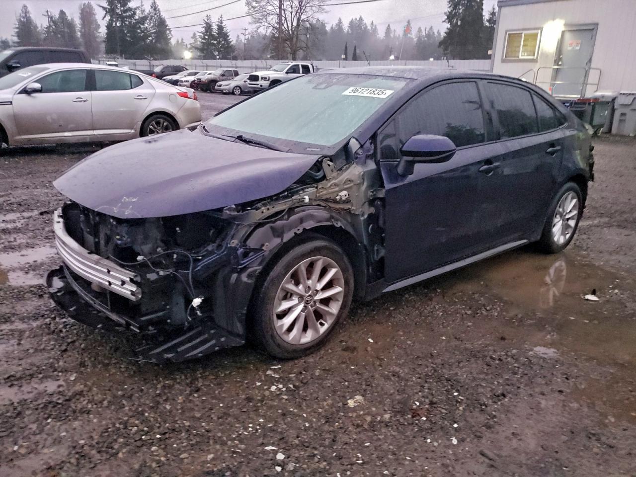 Lot #3312301801 2022 TOYOTA COROLLA LE