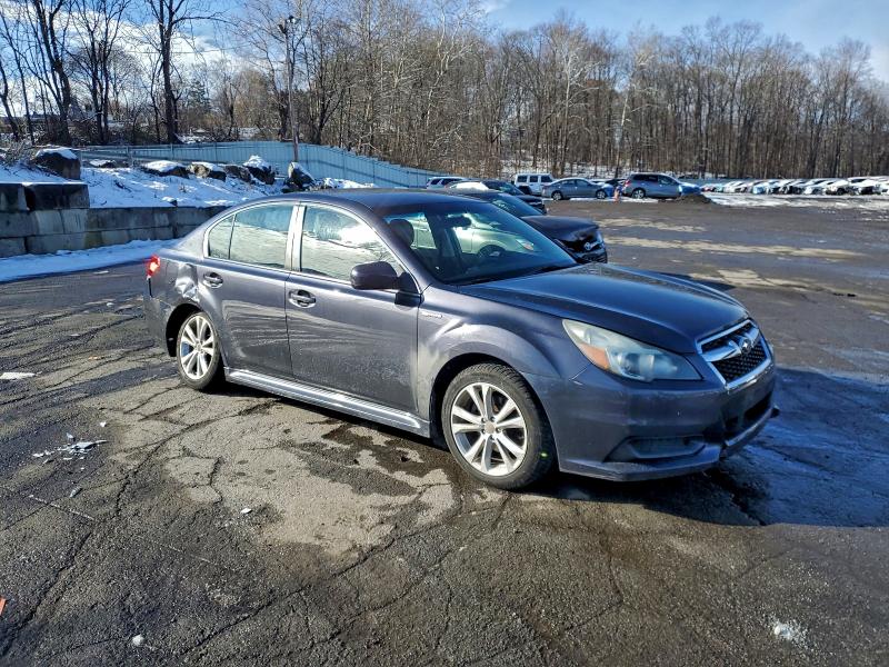 2013 SUBARU LEGACY 2.5 #3305302324