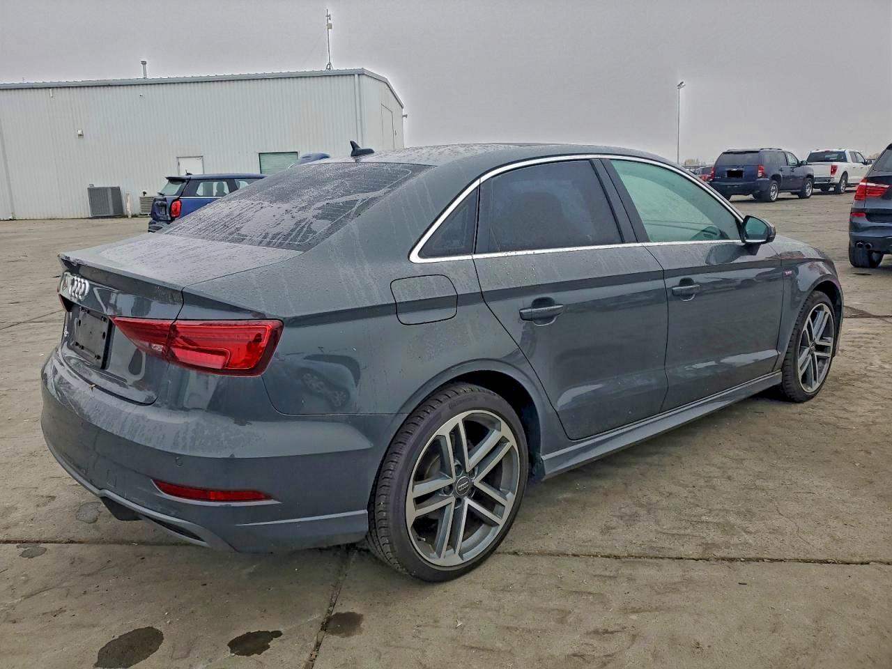 AUDI A3 PREMIUM PLUS