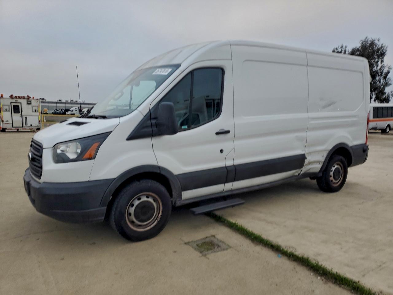 FORD TRANSIT T-250