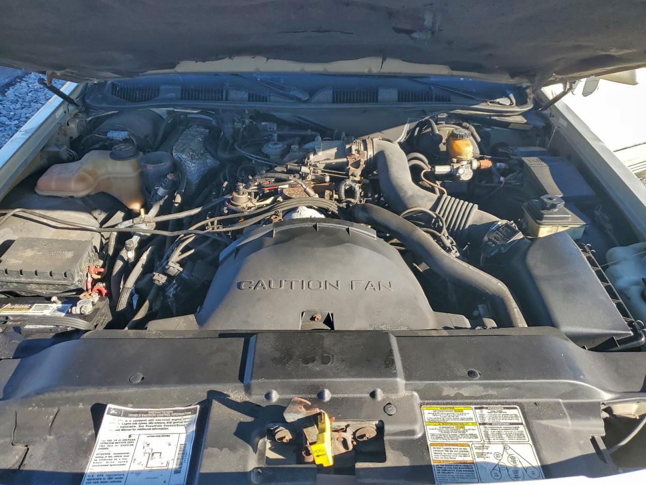 Lot #3315978118 1997 LINCOLN TOWN CAR S