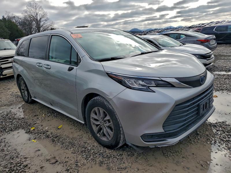 2022 TOYOTA SIENNA LE #3318939918