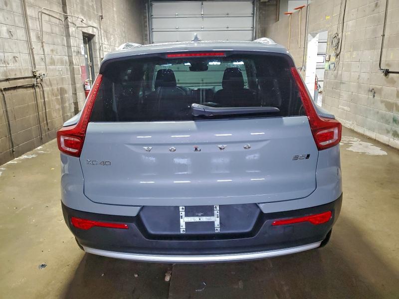 2025 VOLVO XC40 CORE #3315737350