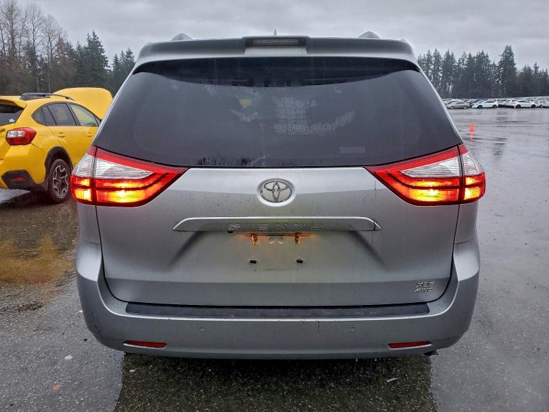 2018 TOYOTA SIENNA XLE #3310664757