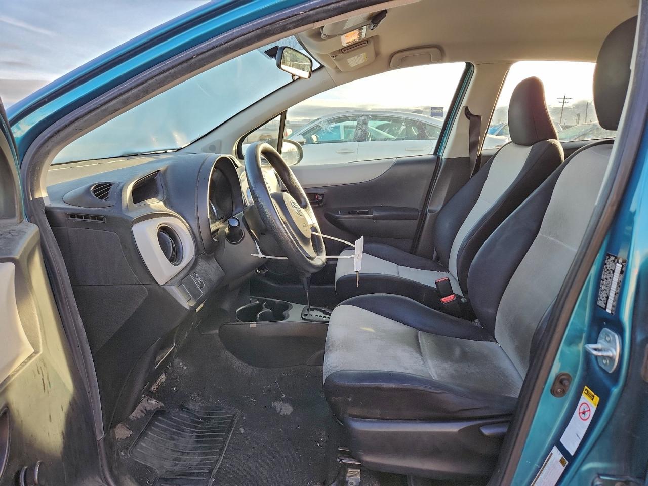 Lot #3310766033 2013 TOYOTA YARIS