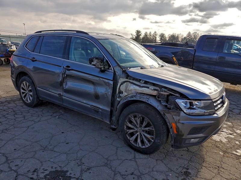 2018 VOLKSWAGEN TIGUAN SE #3304670956