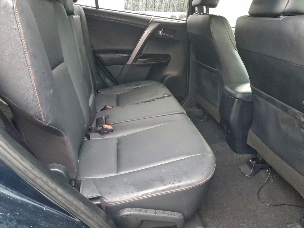 Lot #3317061043 2017 TOYOTA RAV4 SE