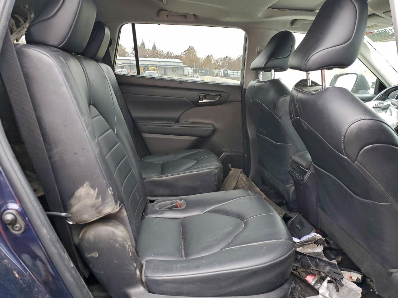 TOYOTA HIGHLANDER XLE