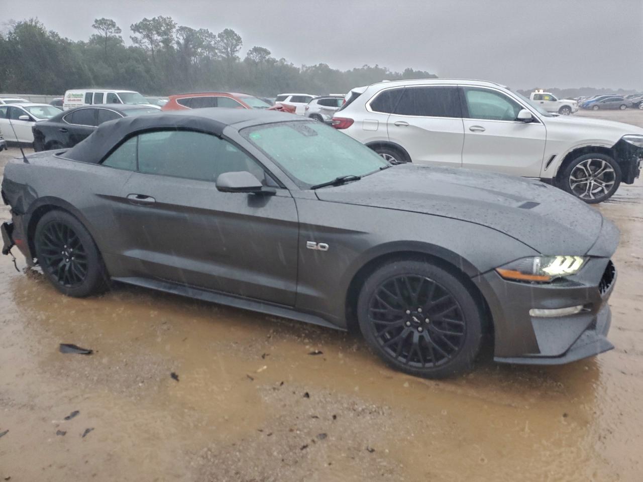 FORD MUSTANG GT