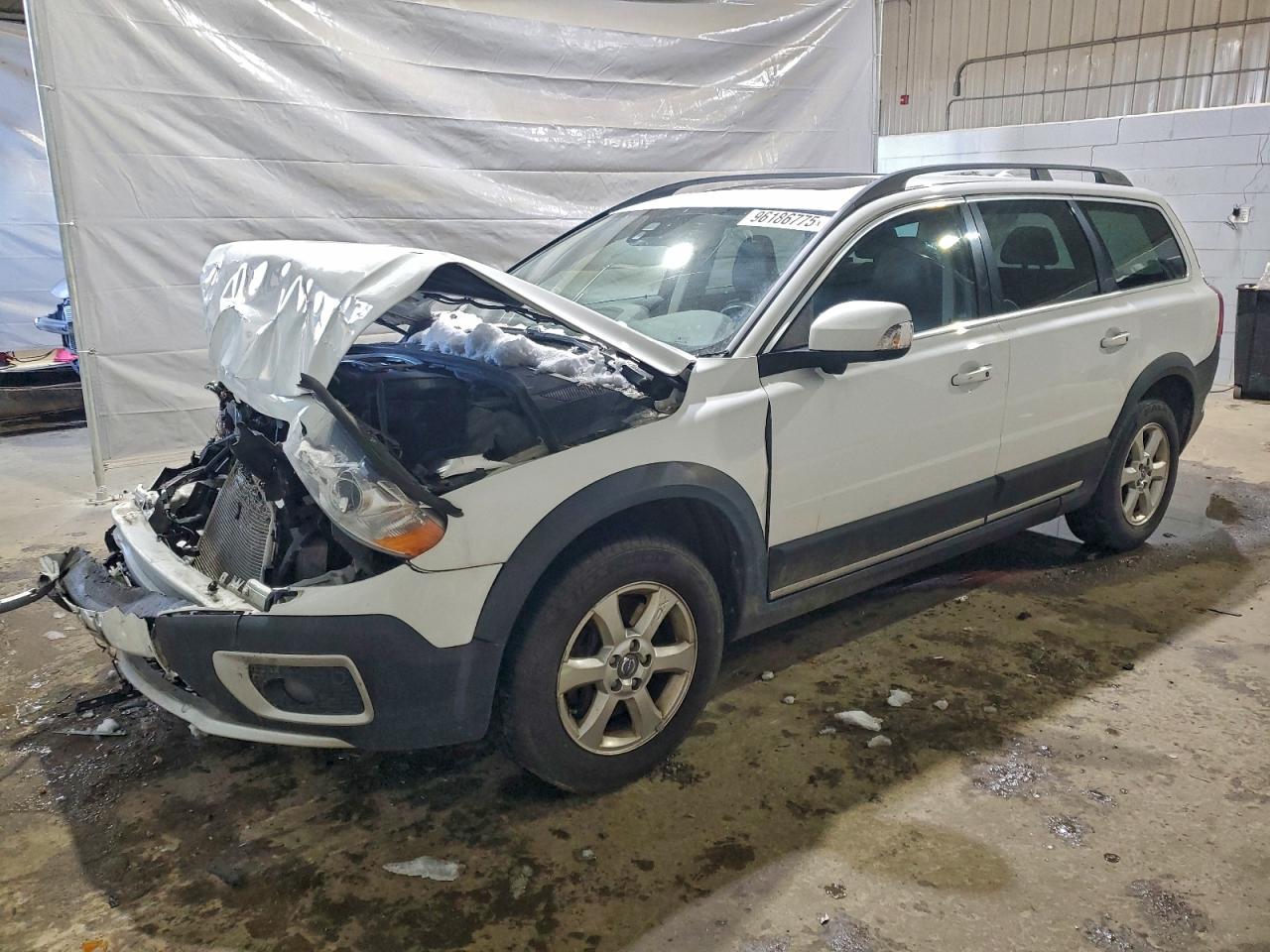 Lot #3316807398 2013 VOLVO XC70 3.2