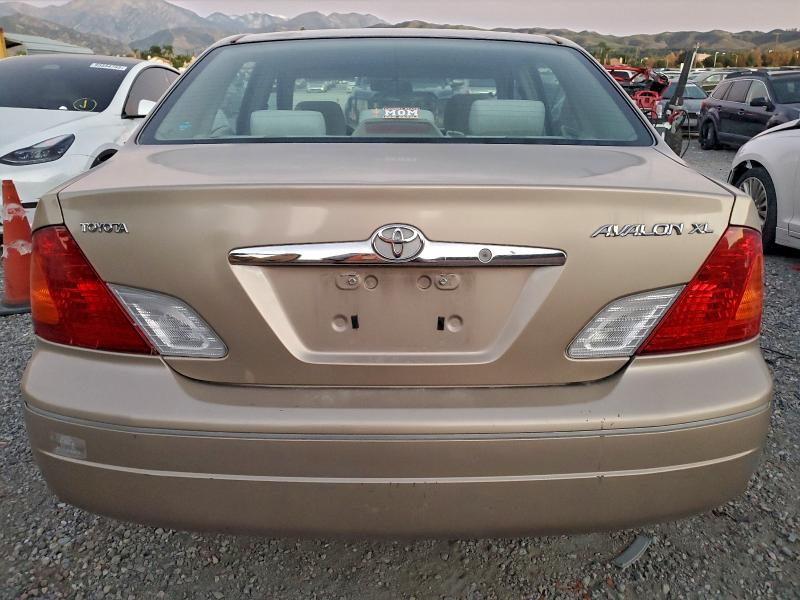 2001 TOYOTA AVALON XL #3311912680