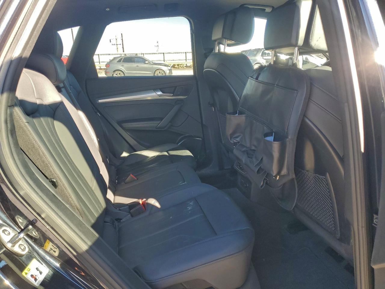 AUDI Q5 TITANIUM PREMIUM PLUS