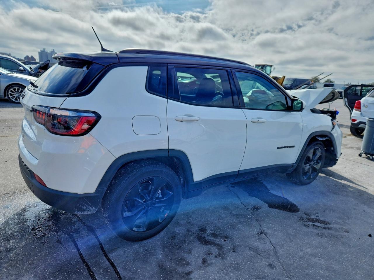 JEEP COMPASS LATITUDE