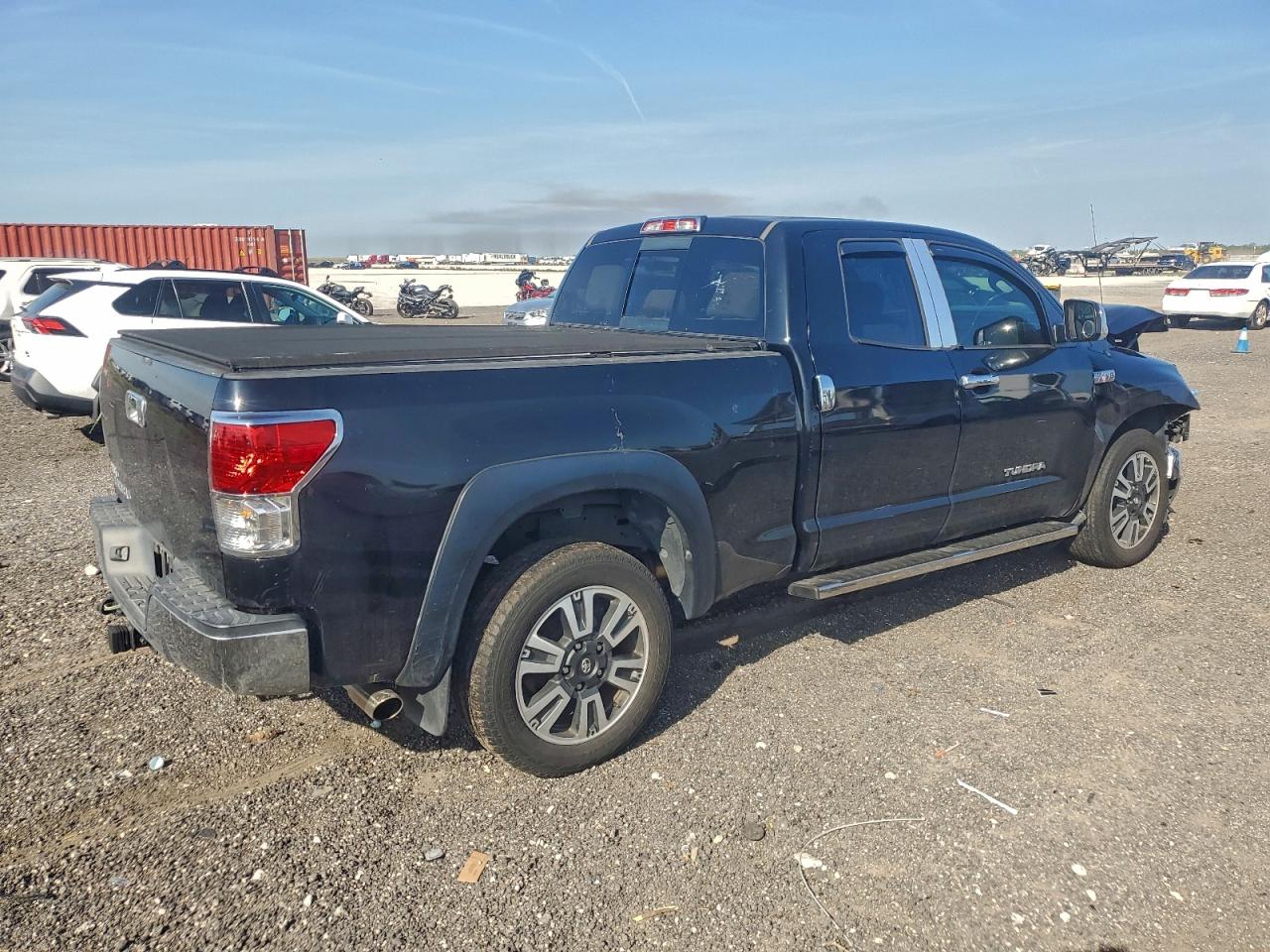 TOYOTA TUNDRA DOUBLE CAB SR5