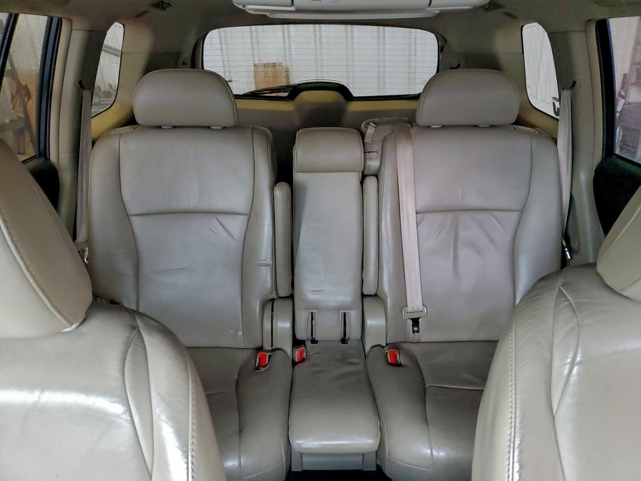 TOYOTA HIGHLANDER BASE