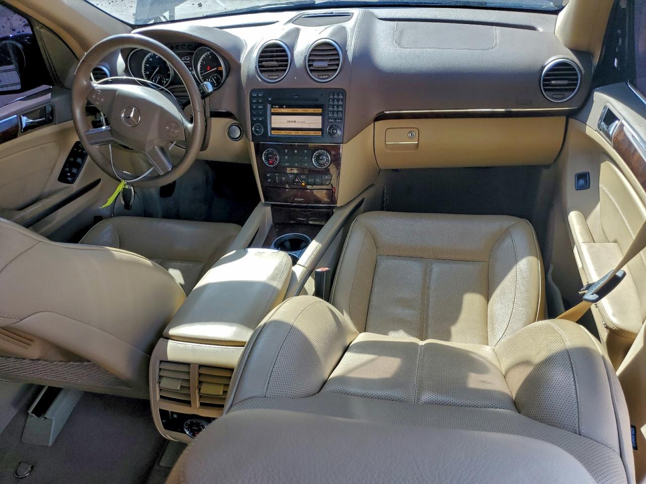 MERCEDES-BENZ GL-CLASS 550 4MATIC