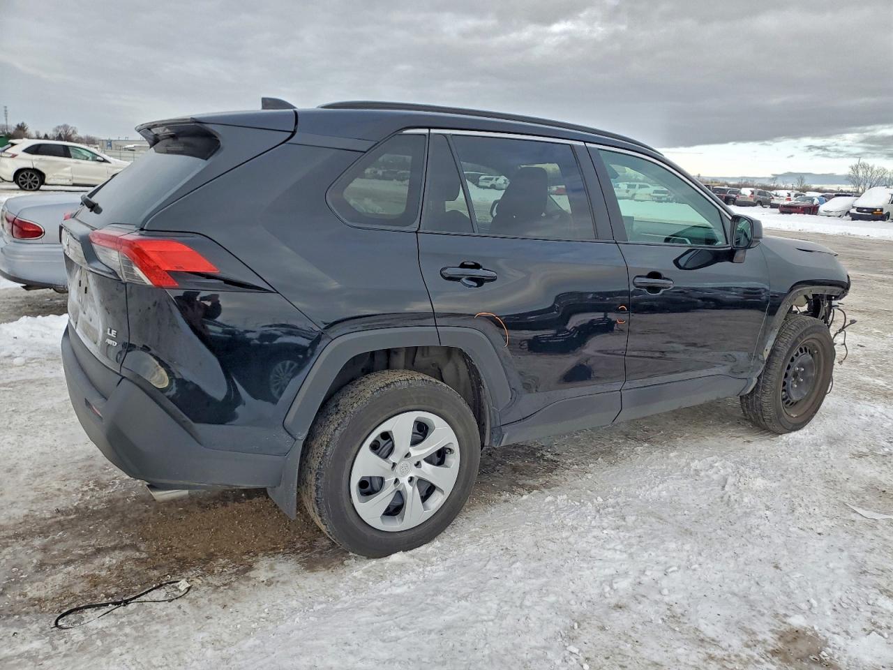 TOYOTA RAV4 LE