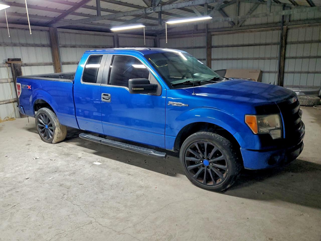 FORD F-150 SUPER CAB