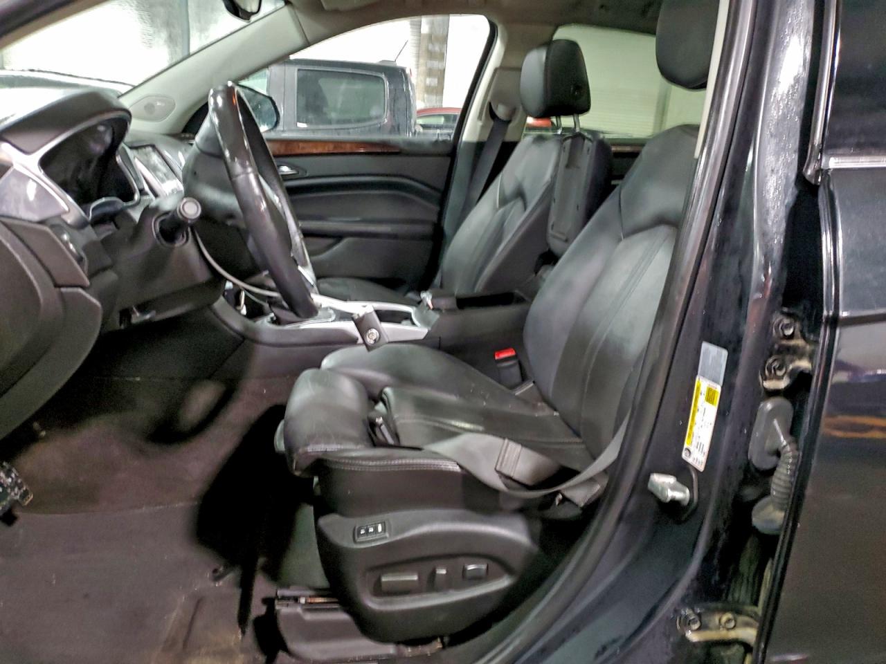 CADILLAC SRX PREMIUM COLLECTION