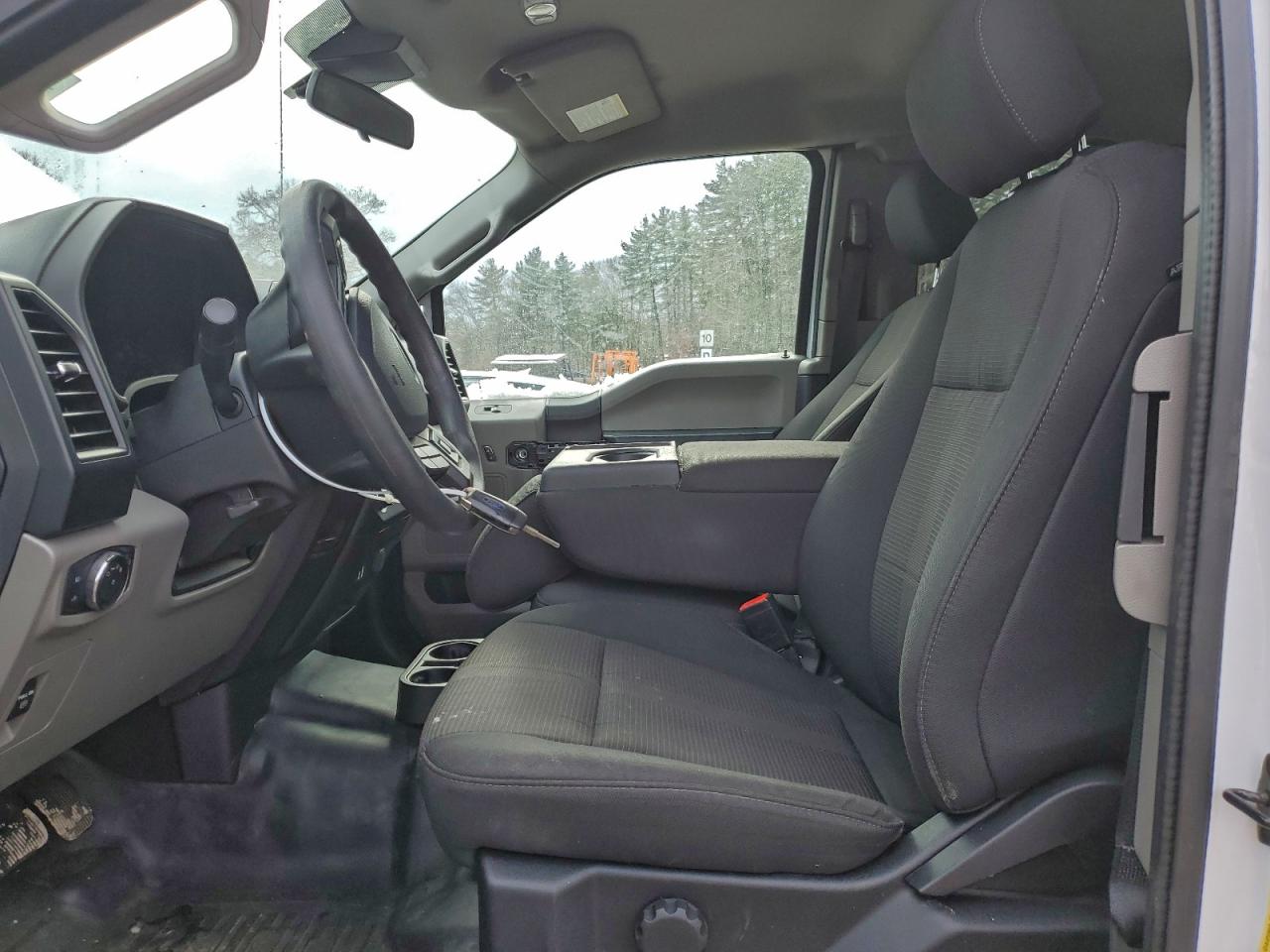 FORD F-150 SUPER CAB