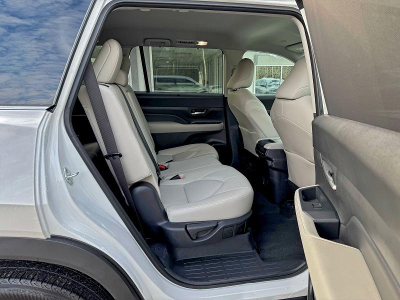 2024 TOYOTA GRAND HIGH #3308237213