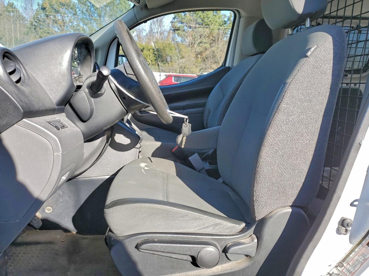 Lot #3317799143 2017 CHEVROLET CITY EXPRE