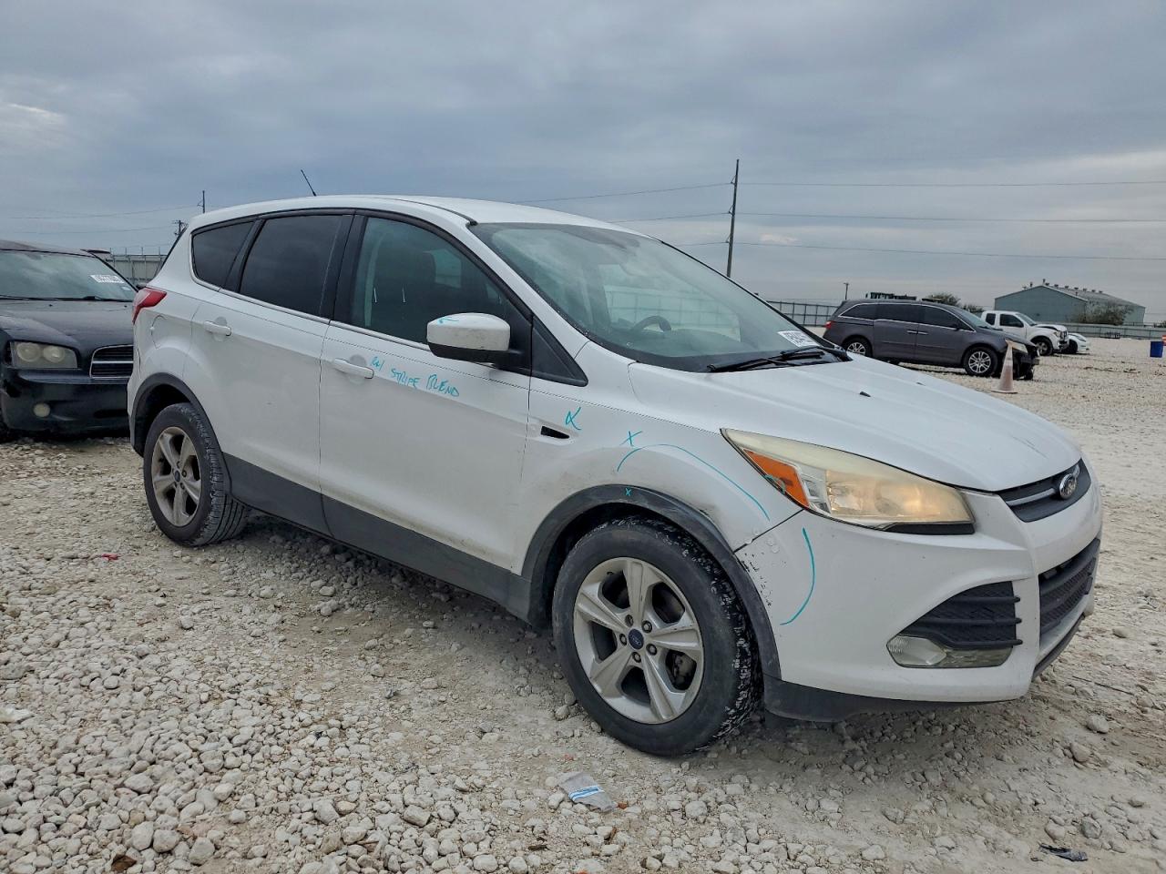 FORD ESCAPE SE