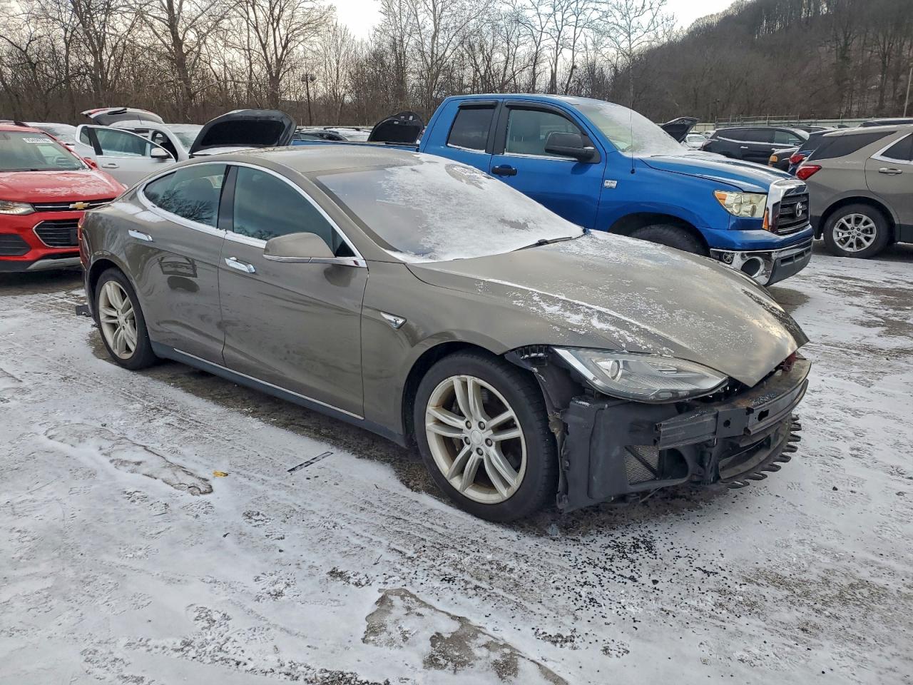TESLA MODEL S 85D