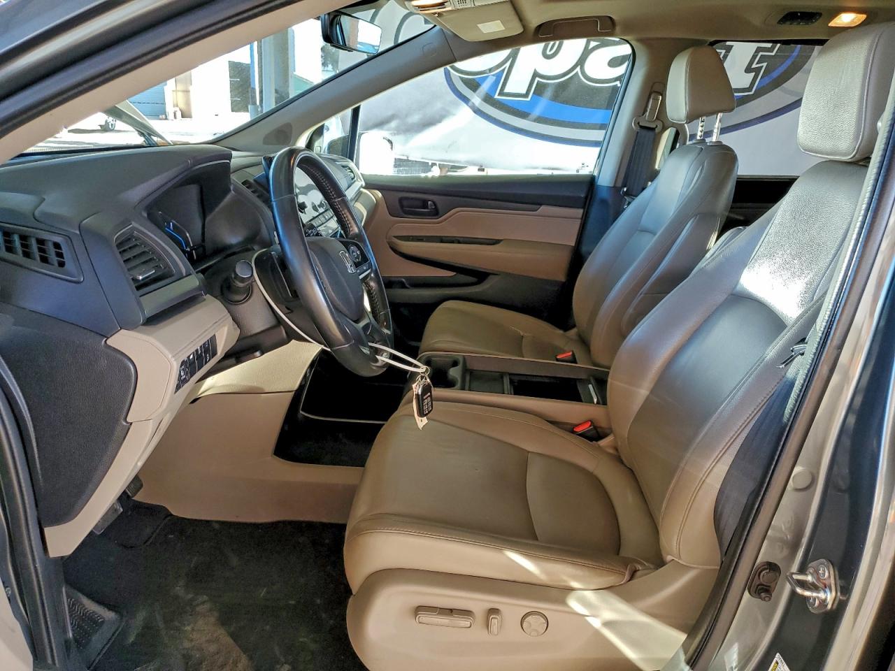 Lot #3311602350 2018 HONDA ODYSSEY EX