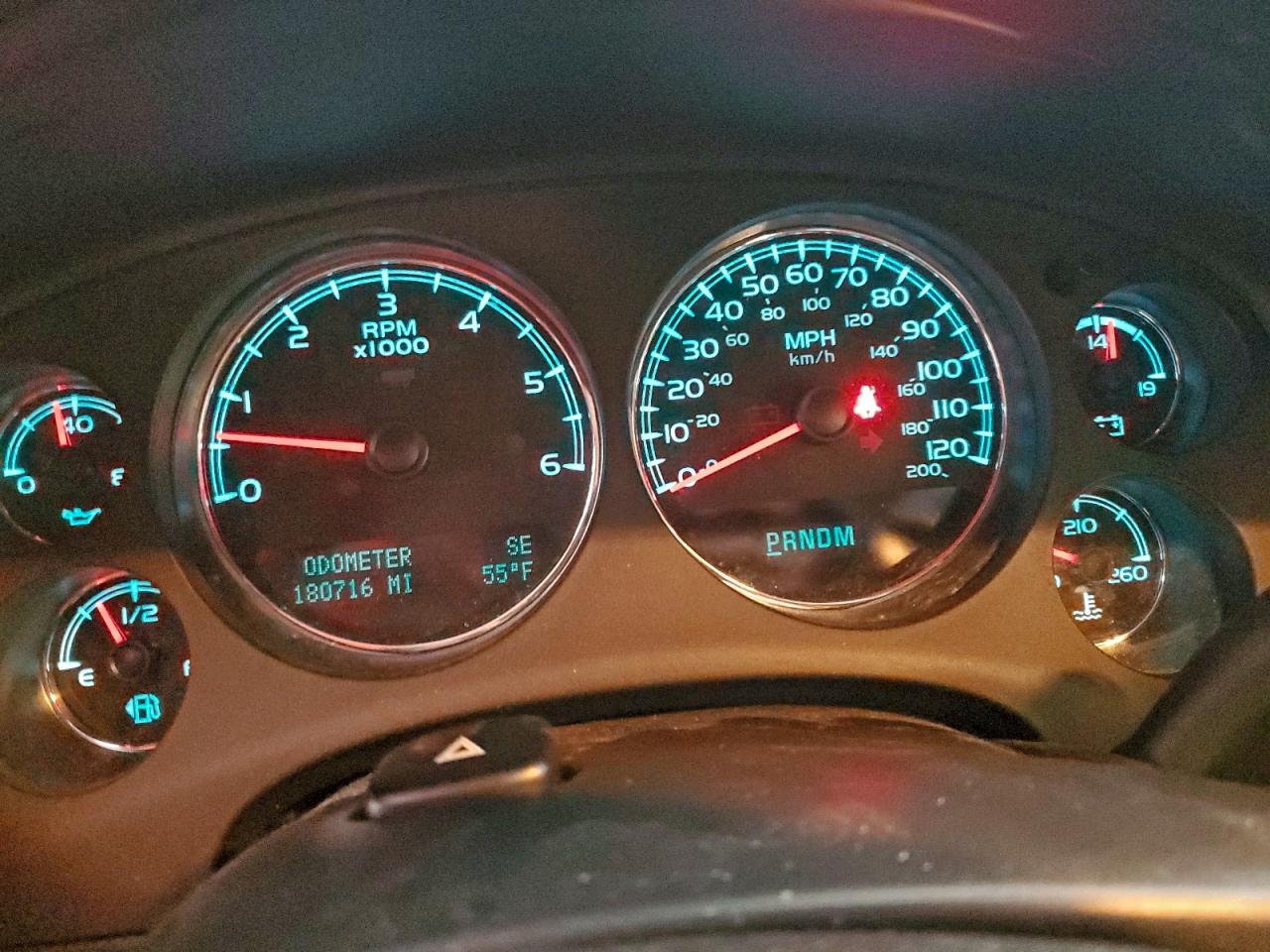 CHEVROLET TAHOE K1500 LT