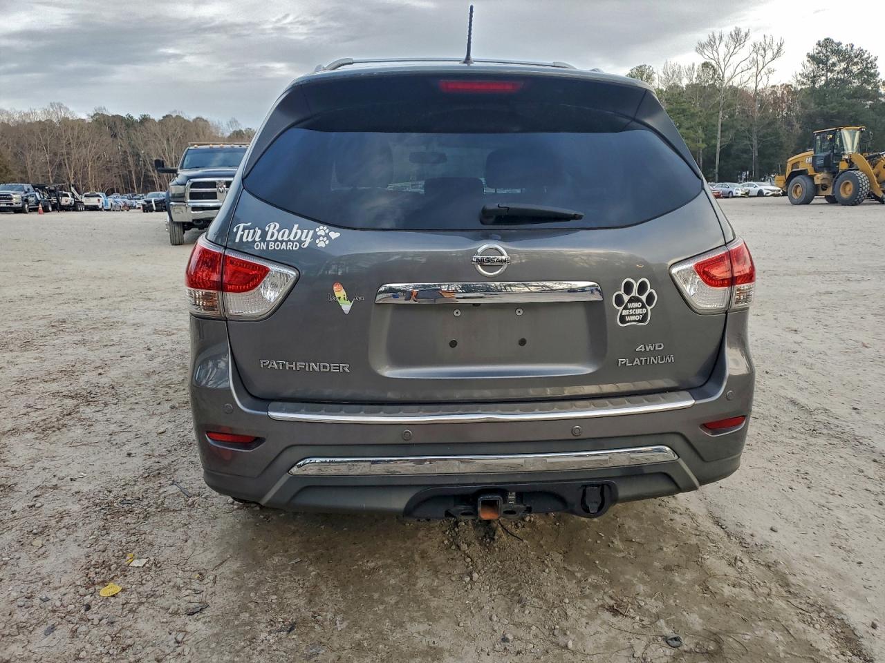 Lot #3319000327 2015 NISSAN PATHFINDER