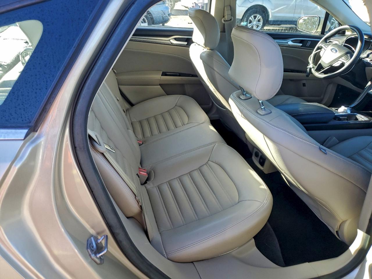 FORD FUSION SE HYBRID